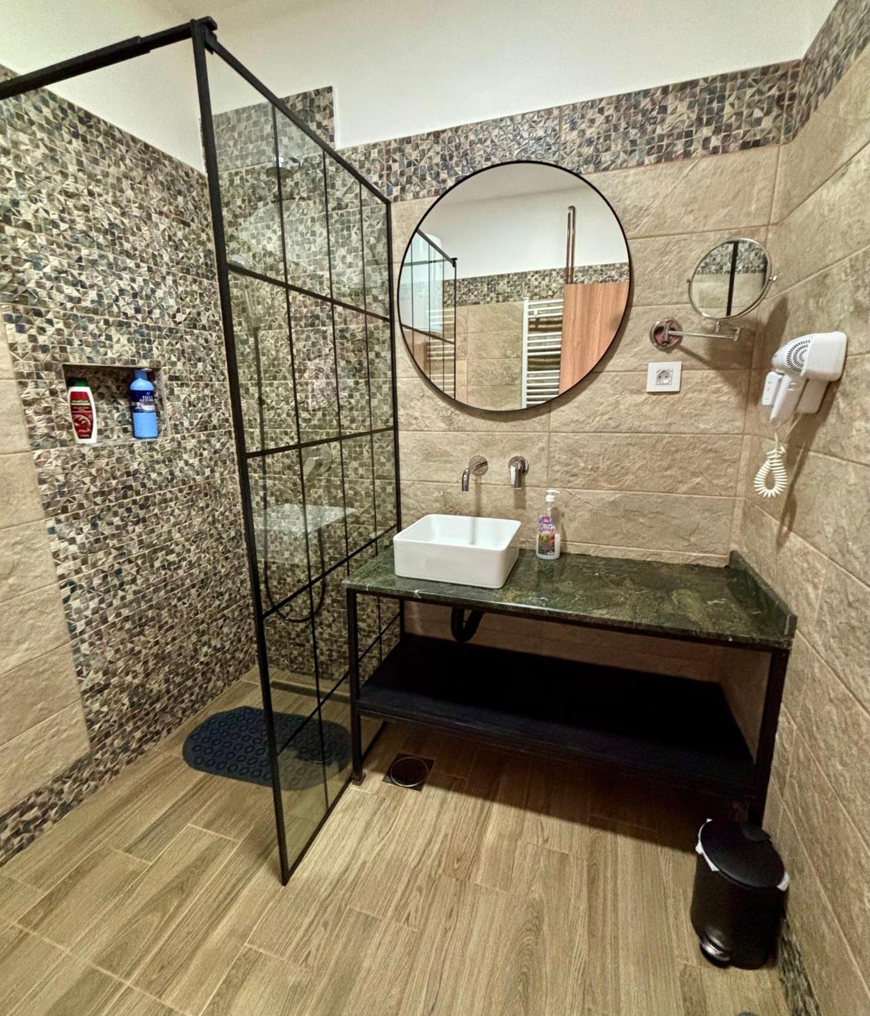 Apartment Milos Beograd Eksteriør billede